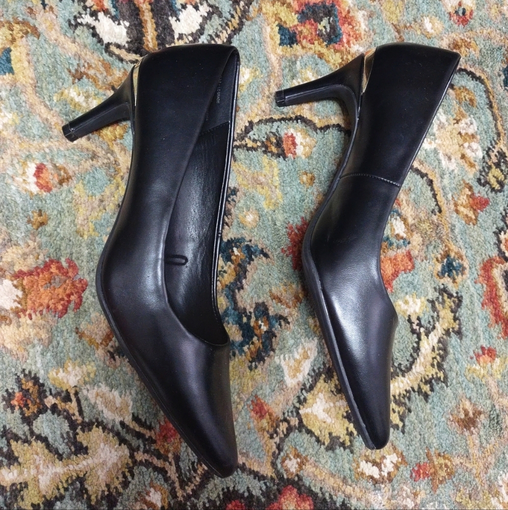 Liz Claiborne Black Heels